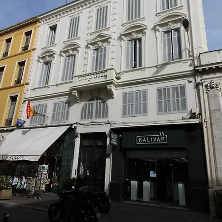 1637 Marechal Foch Apartamento *